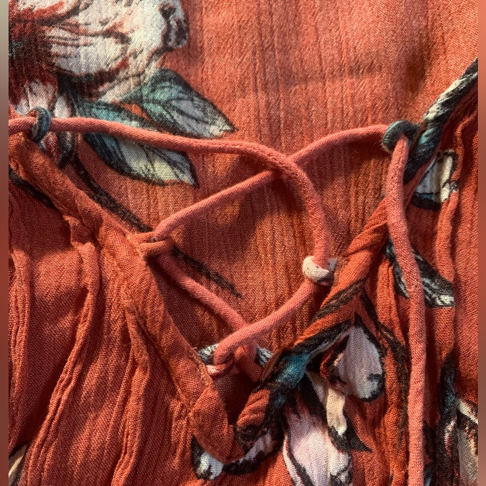 🌺 SMALL BILLABONG BLOUSE 🌺 - Picture 3 of 8